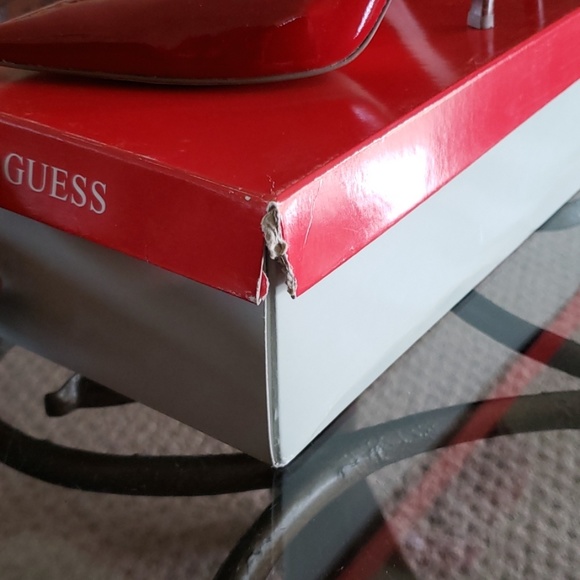 BLACK FRIDAY ONLY Guess heels - Picture 8 of 8